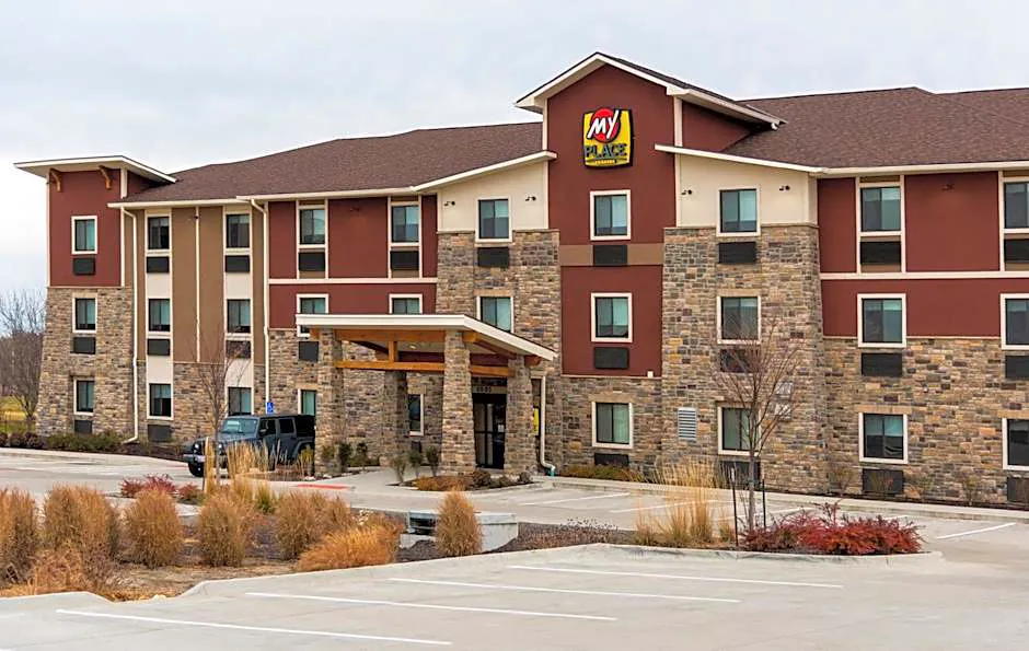 My Place Hotel - Overland Park hotel hero