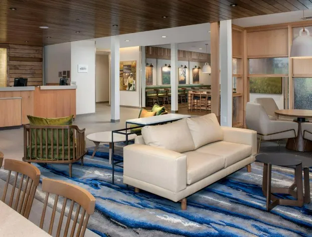 Fairfield Inn & Suites by Marriott Knoxville Lenoir City/I-75 hotel detail image 2