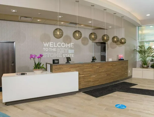 Hampton Inn & Suites Erie Bayfront hotel detail image 4