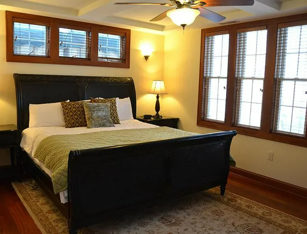 The Flanders Hotel hotel detail image 2