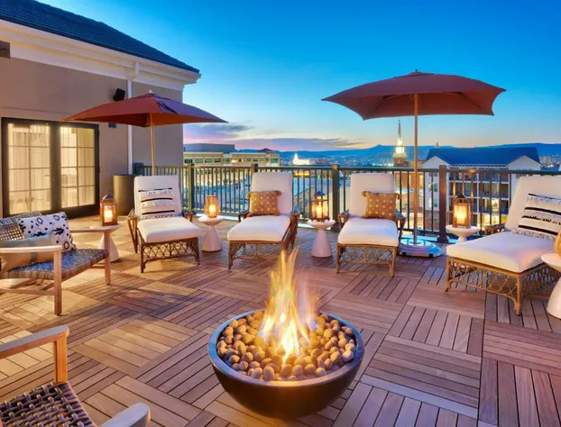 The Advenire, Autograph Collection hotel detail image 2