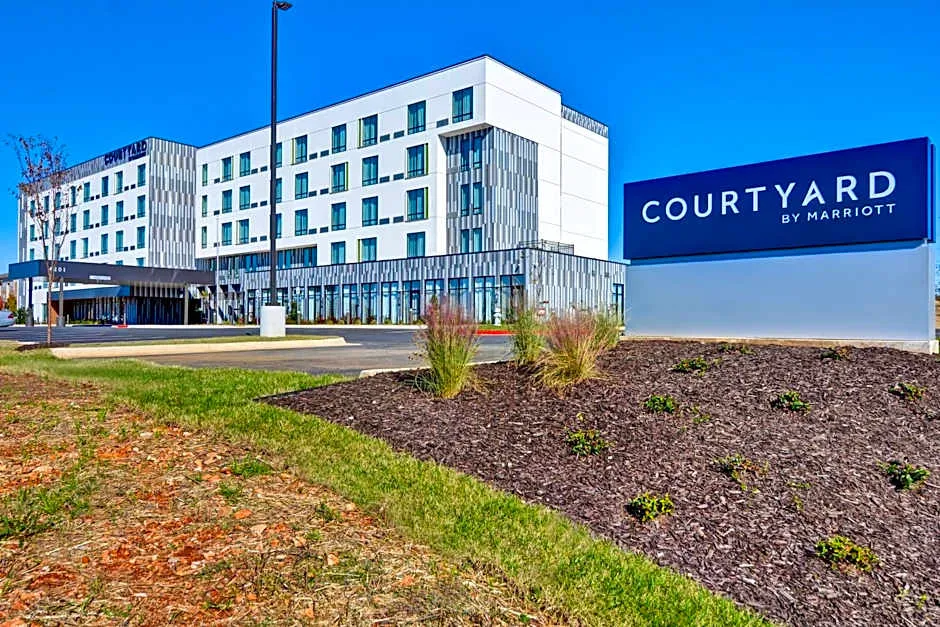 Courtyard by Marriott Bentonville Rogers Promenade hotel hero
