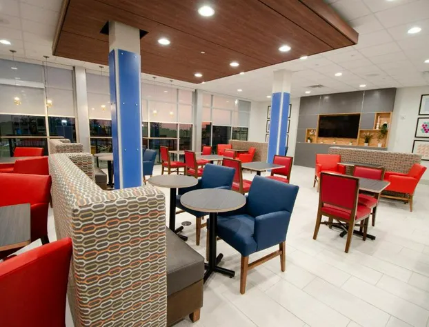 Holiday Inn Express & Suites Taylor by IHG hotel detail image 4