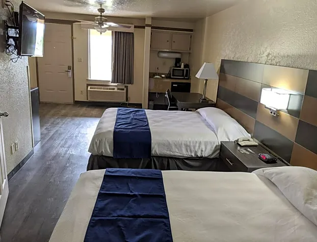 Atrium Inn hotel detail image 3