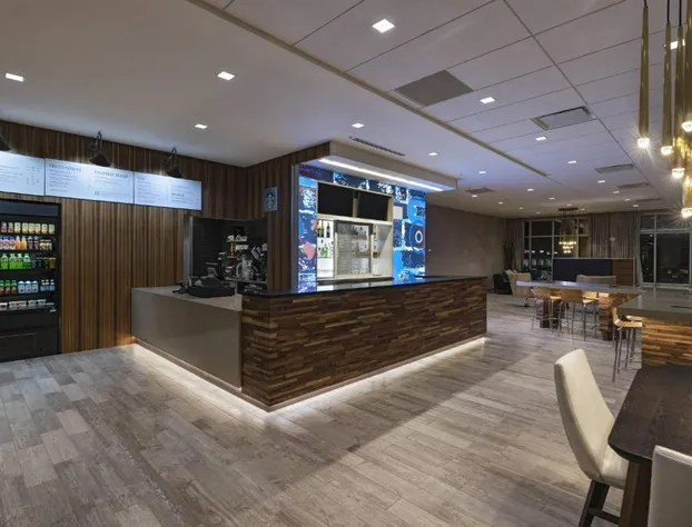 Courtyard by Marriott St. Louis Brentwood hotel detail image 3