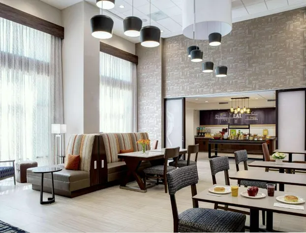 Hampton Inn & Suites Indio hotel detail image 3