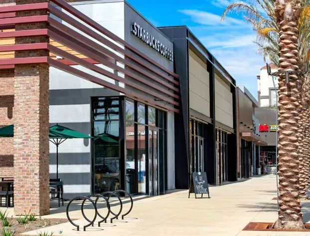 Anaheim Resort Suites hotel detail image 1