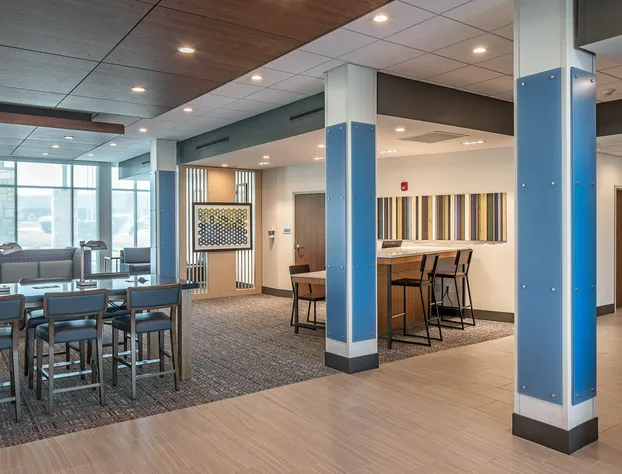 Holiday Inn Express & Suites West Omaha - Elkhorn by IHG hotel detail image 3