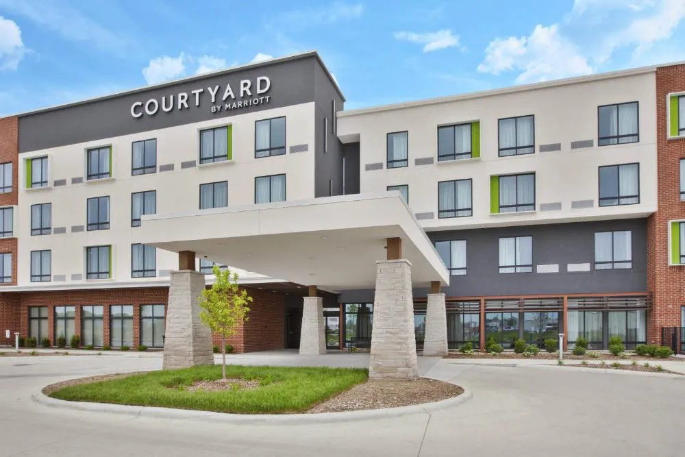Courtyard by Marriott St. Joseph Benton Harbor hotel hero