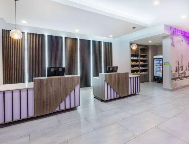 La Quinta Inn & Suites by Wyndham Texas City I 45 hotel detail image 4