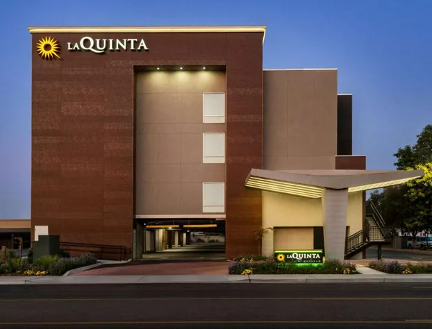 La Quinta Inn & Suites by Wyndham Clovis CA hotel detail image 2