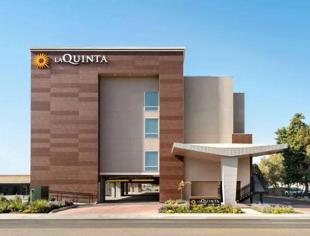 La Quinta Inn & Suites by Wyndham Clovis CA hotel detail image 3