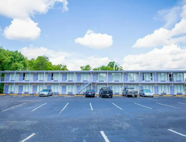 OYO Inn Kernersville hotel detail image 4