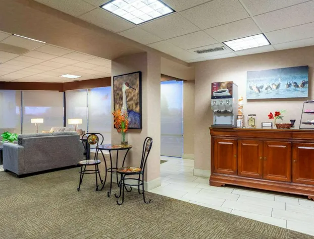 Suburban Studios I-80 Grand Island hotel detail image 3