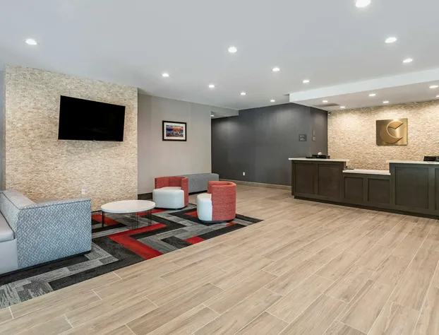 Comfort Inn & Suites Olive Branch Old Towne hotel detail image 3