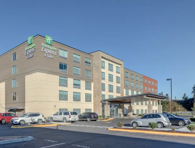 Holiday Inn Express & Suites Auburn Downtown by IHG hotel detail image 1