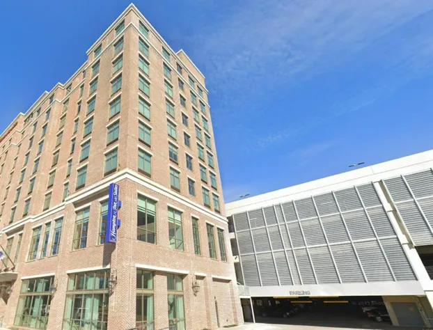 Hampton Inn & Suites Nashville Downtown Capitol View hotel detail image 2