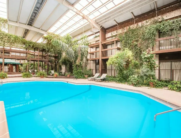 Republic Hotel of Ozona hotel detail image 3