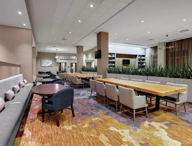 Embassy Suites by Hilton Jonesboro Red Wolf Convention Center hotel detail image 4