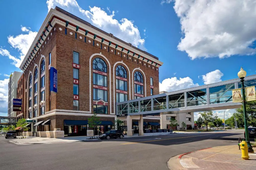 Hilton Garden Inn Kalamazoo hotel hero