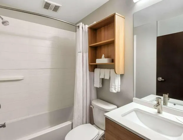 Microtel Inn & Suites by Wyndham Warsaw hotel detail image 4