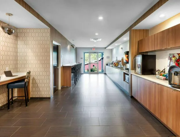 Microtel Inn & Suites by Wyndham Warsaw hotel detail image 4