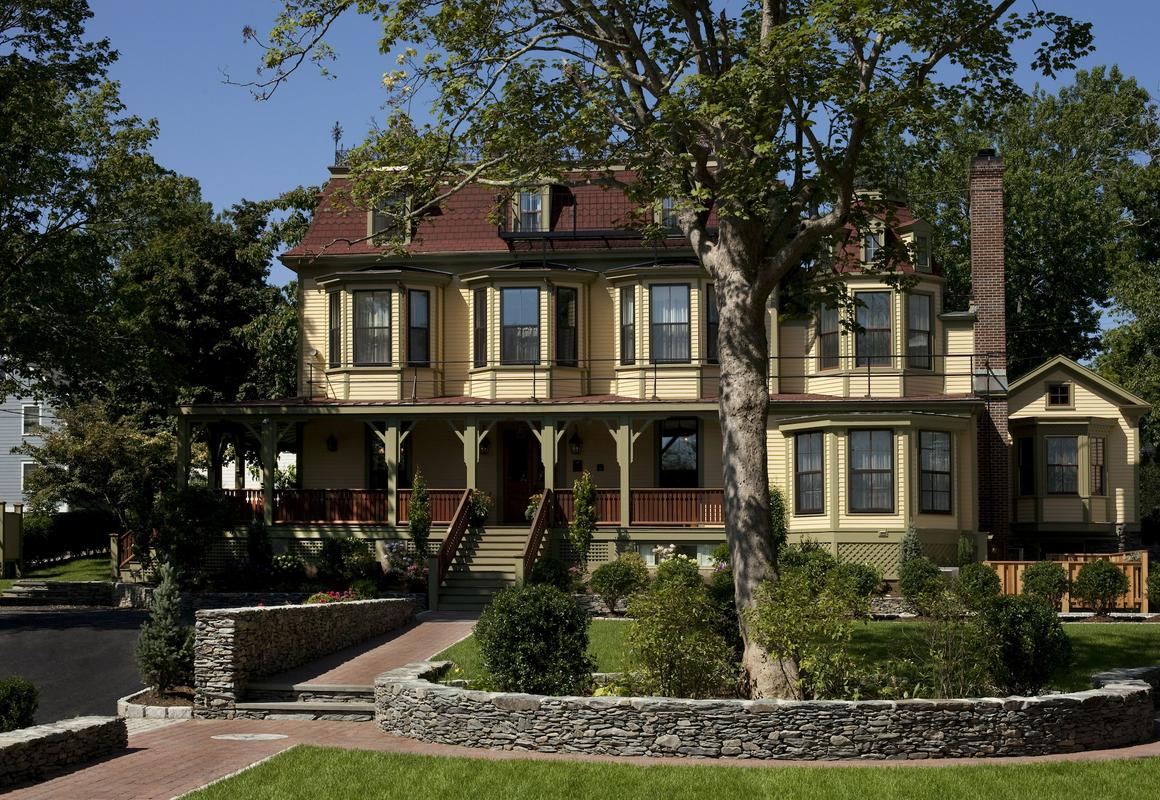 Cliffside Inn hotel hero