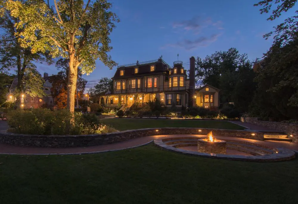 Cliffside Inn hotel hero