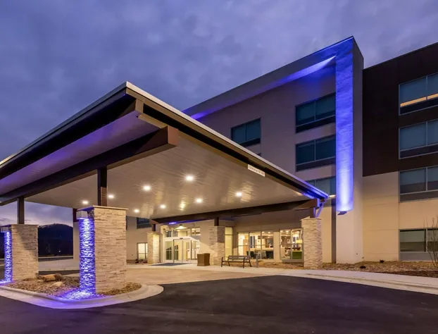 Holiday Inn Express & Suites Marion by IHG hotel detail image 1