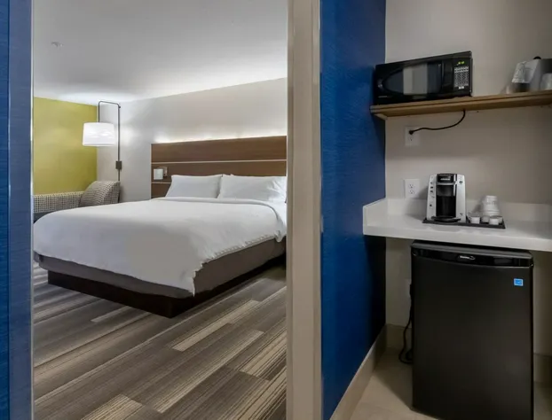 Holiday Inn Express & Suites Marion by IHG hotel detail image 4