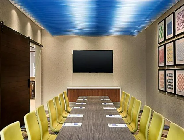Holiday Inn Express & Suites Carlisle Southwest – I-81 by IHG hotel detail image 1
