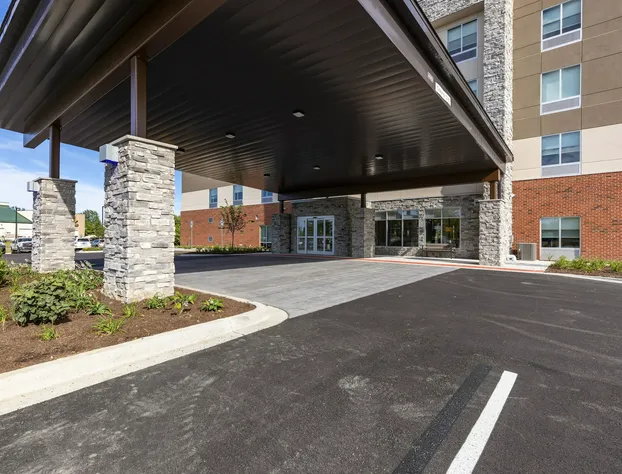 Holiday Inn Express & Suites Chicago - Hoffman Estates by IHG hotel detail image 2