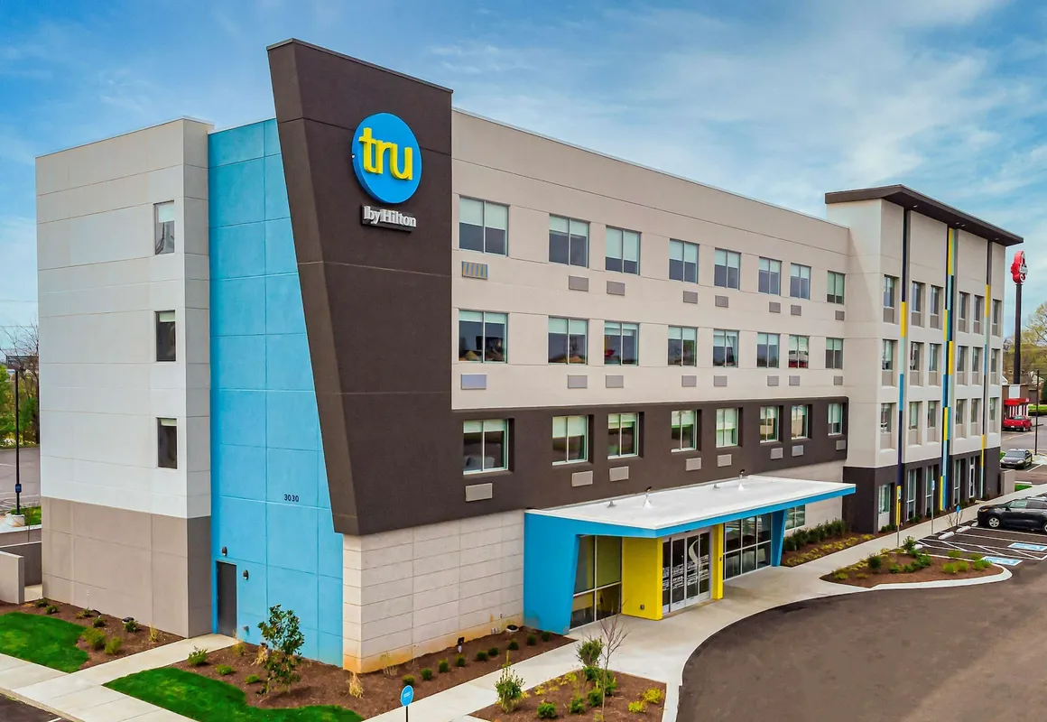 Tru by Hilton Clarksville, TN hotel hero