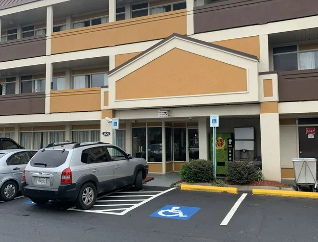 Motel 6 Charlotte, NC – Airport South hotel detail image 4