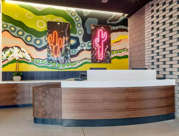 Cambria Hotel Downtown Phoenix Convention Center hotel detail image 2