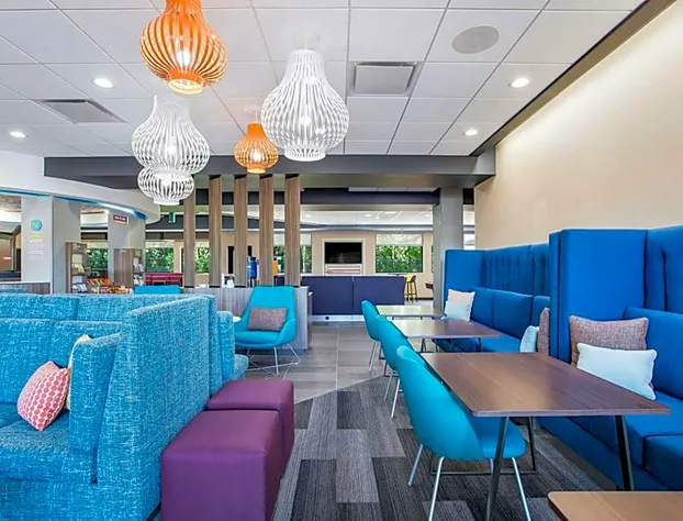 Tru by Hilton Saint Joseph hotel detail image 2