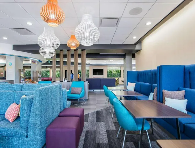 Tru by Hilton Saint Joseph hotel detail image 3