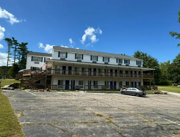 Winnisquam Lake Inn hotel detail image 1