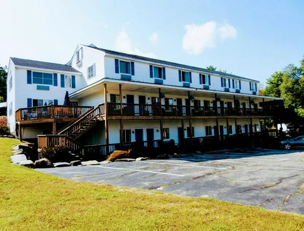 Winnisquam Lake Inn hotel detail image 2