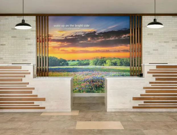 La Quinta Inn & Suites by Wyndham College Station North hotel detail image 4