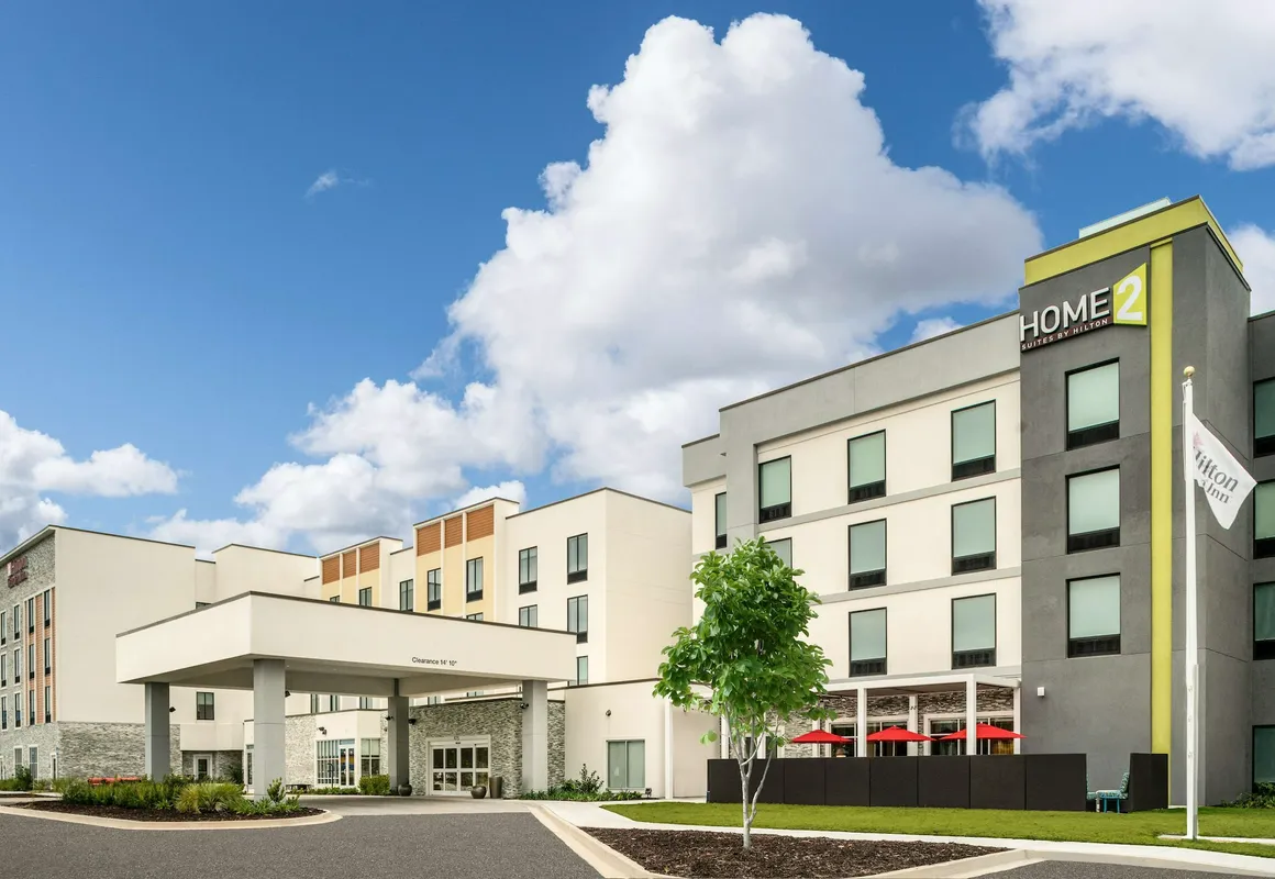 Home2 Suites by Hilton Brunswick hotel hero