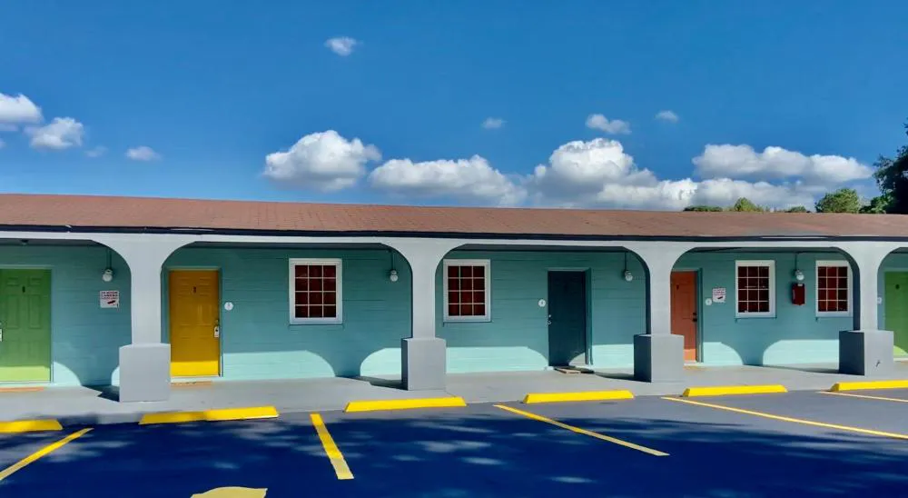 INN on 17 hotel hero