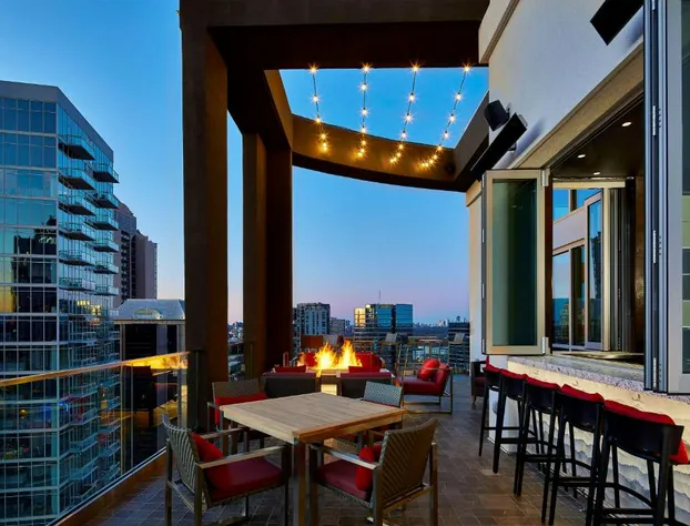 Hampton Inn & Suites Atlanta Midtown hotel detail image 3