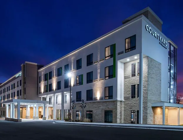 Courtyard by Marriott Kansas City Olathe hotel detail image 1