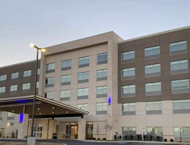 Holiday Inn Express & Suites Staunton by IHG hotel detail image 1