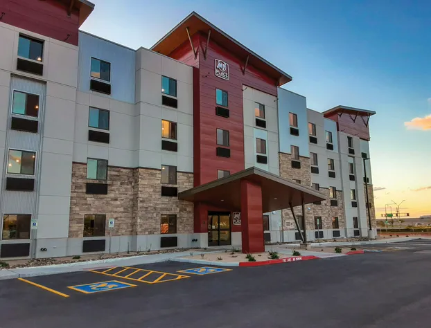 Sonesta Simply Suites Avondale hotel detail image 3