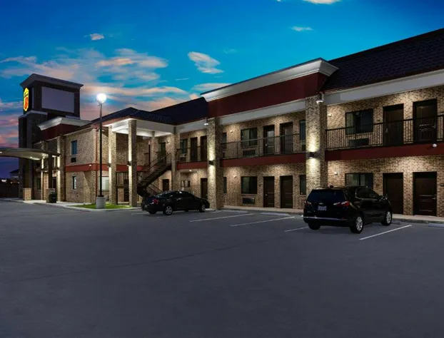 Super 8 by Wyndham Humble/Fallcreek/Houston hotel detail image 2