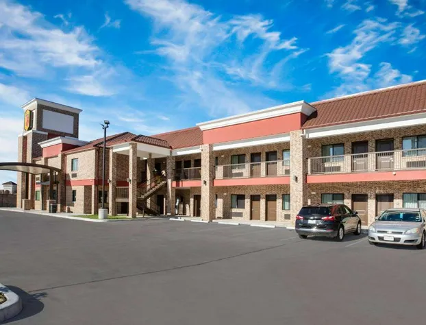 Super 8 by Wyndham Humble/Fallcreek/Houston hotel detail image 1