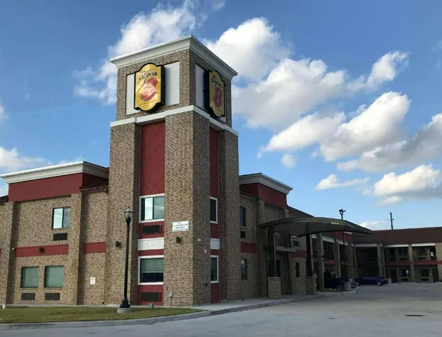 Super 8 by Wyndham Humble/Fallcreek/Houston hotel detail image 4