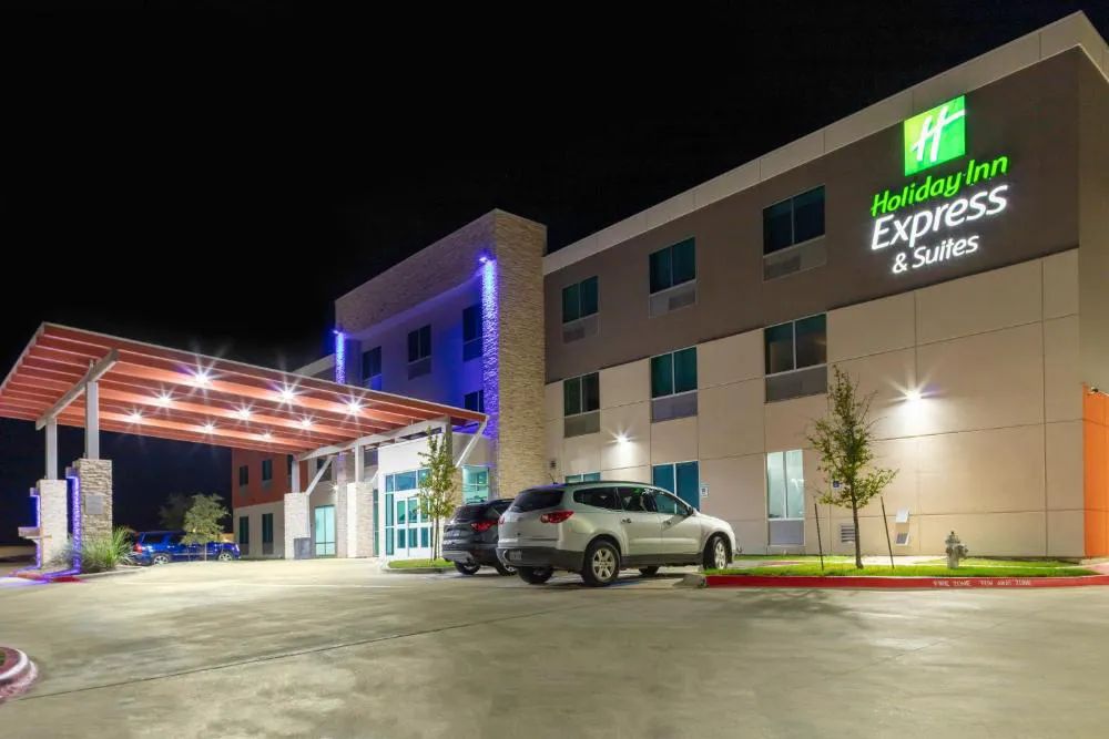 Holiday Inn Express & Suites Leander by IHG hotel hero